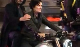 新爆料摩托车视频播放,摩托车极限表演惊险瞬间